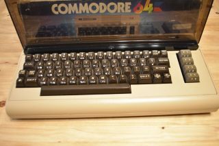 Commodore 64 K computer with Commodore 1571 floppy drive 5