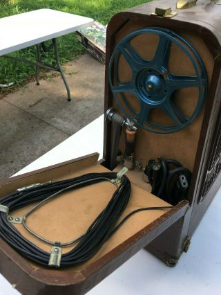 1940s Revere 16mm Sound movie projector and it 6