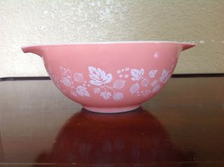 Vintage Pyrex Pink Gooseberry Nesting Mixing Cinderella Bowl 442 1 1/2 Qt