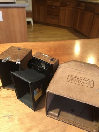 No.  2A Beau Brownie Box Camera And Case Kodak USA 7