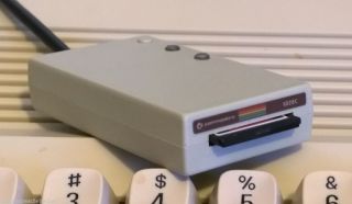 C64c Cream SD2IEC Commodore 1541 Disk Drive Emulator SD Card Reader C64 C128 VIC 2