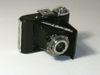 Zeiss Ikon Ikonta 521,  Novar 75mm f:4.  5,  120 film camera,  645 format 2