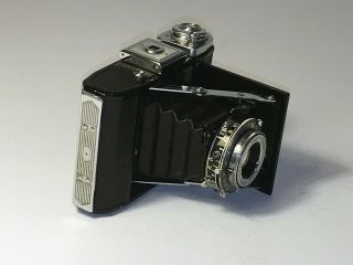 Zeiss Ikon Ikonta 521,  Novar 75mm f:4.  5,  120 film camera,  645 format 3