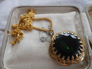 Dazzling Vintage 1960s Emerald Green Crystal Necklace