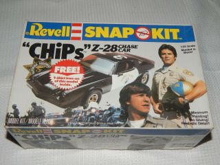 Vintage Revell " Chips " Z - 28 Chase Car Model With T - Shirt Iron - On 1981 Snap Kit