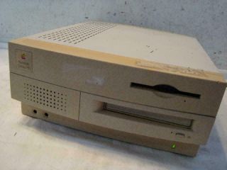 Vintage Apple Macintosh Quadra 650 Computer - Model: M2118