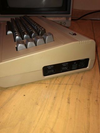 RARE Vintage Commodore 64 SR 14767 Computer With Power Supply 4
