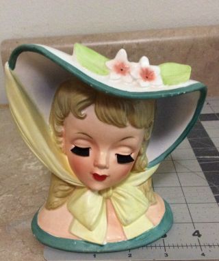 Vintage Lady Head Vase With Brush Eyelashes And Hat