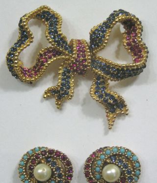 Vtg Jewelry CINER Signed Bow Brooch & Earrings Rhinestones Beads Red Blue 4