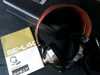 Pioneer Se - L40 Headphones & Case