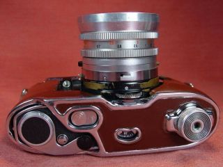 Kodak Retina Reflex IV 35mm camera w/Retina Xenon f1.  9 Schneder Kreuznach lens 4