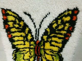 VTG 70 ' s LATCH HOOK Rug Wall Hanging Butterfly Handmade 19 x 27 2
