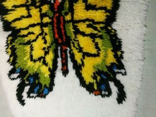 VTG 70 ' s LATCH HOOK Rug Wall Hanging Butterfly Handmade 19 x 27 3