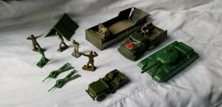 Vintage Payton Army Tank,  Truck,  Jeep,  Landing Craft,  And Soldiers Marx Tim - Mee