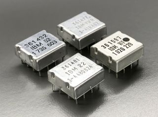 Ibm System/360 4 Solid Logic Technology Chips (nos,  361432,  361477,  361481,  361597