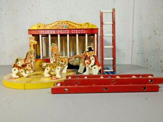 Vintage Fisher Price Circus Wagon 900 Wood 1960s 3 Ladders & 9 Figures