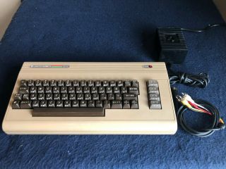 Vintage Commodore 64 Computer/keyboard - - 1 Broken Key