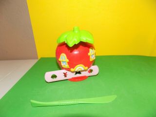 Vintage Strawberry Shortcake Play - Doh Play Set House