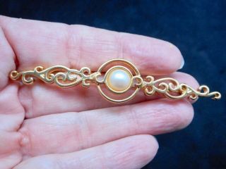 Authentic Vintage Gold Tone Monet Faux Pearl Gold Tone Brooch/pin