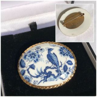 Vintage Jewellery Aynsley Fine Bone China Blue & White Flower Brooch Pin