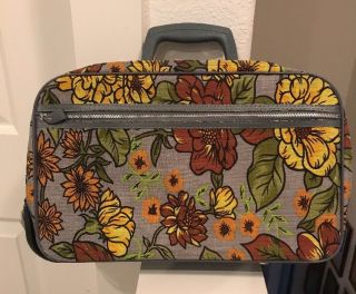 Bantam Travelware Child’s Vintage Suitcase, 2
