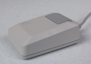 Apple Macintosh Plus Platinum Mouse Part Number M0100 (still)