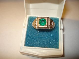 Vintage Mens Green Stone Ring Size 9.  75 Never Worn 80 