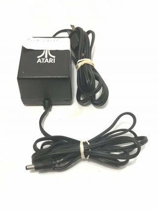 Atari 1050 Disk Drive  Powers On 4