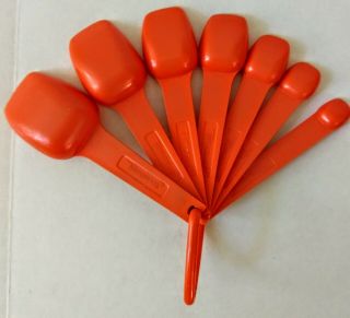 Set Of 7 Vintage Tupperware Orange Plastic Measuring Spoons With Ring 3