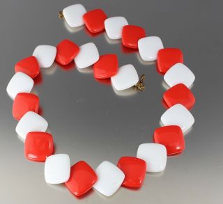 Vintage 60’s Red & White Plastic Lucite Square Bead Collar Necklace