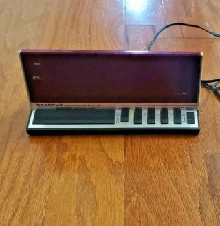 Vintage Spartus Electronic Digital Alarm Clock – Hi Tech Model 1150 – 1970s