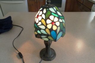 Vintage 12” Tiffany Style Stained Glass Small Accent Desk Lamp Night Light