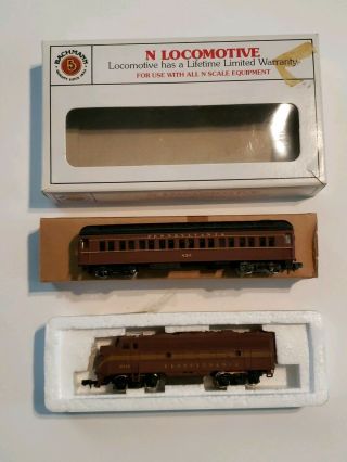 Vintage N Scale Bachmann Pennsylvania Emd F9 Locomotive And Passager Car