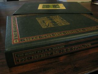 THE HOBBIT by JRR Tolkien Houghton Mifflin Deluxe Edition Slipcase Hardcover 2