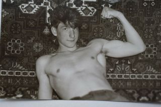 Shirtless Handsome Young Man Bodybuilder Bulge Gay Int Vintage Photo