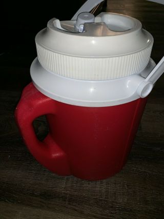 RUBBERMAID Vtg 1 - Gallon Plastic Water Jug Cooler Red Two Handle Gott 1524 (C) 2