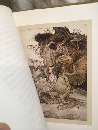 Alice in wonderland.  1907 Arthur Rackham Illustrations.  1st Edition. 8
