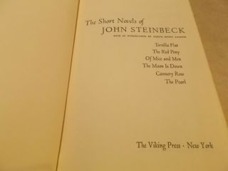 VTG The Short Novels of JOHN STEINBECK HC Book Of Mice & Men Pearl Tortilla Flat 2