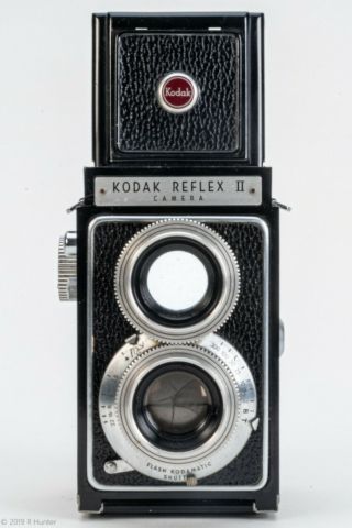 Kodak Reflex Ii Tlr Camera For 2¼ X 2¼” On 620 Film - With Dual Lens Cap