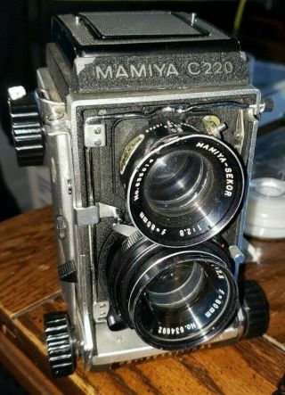 Mamiya C220 Medium Format Tlr Film Camera W/ Sekor 80mm 2.  8