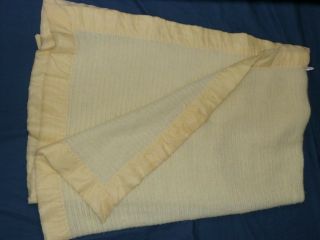 Cannon Mills Vintage Acrylic Baby Blanket Yellow Made Usa Nylon Trim 37 " X 58 "
