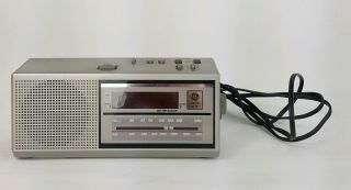Vintage Ge Am/fm Alarm Clock Radio Model 7 - 4637a General Electric Two Wake Times