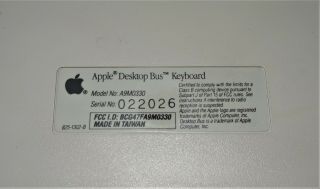 Apple IIGS keyboard and cable, 6