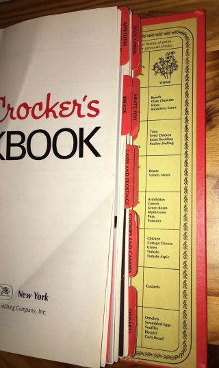Vintage Betty Crocker ' s Cookbook 5 Ring Binder Red Pie Cover 1969 1st Printing 4