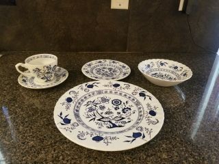 5pc Place Setting Vintage J G Meakin Classic Blue Nordic England