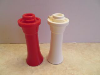 Vintage Tupperware Red And White Hourglass Set Salt Pepper Shakers Camping 4 "