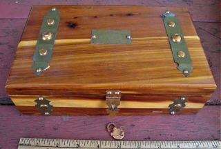 Vintage Cedar Chest - Wooden Jewelry/collectible Box With Lock And Key