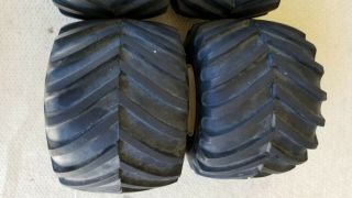 Vintage 1/10 scale Tamiya Clodbuster Wheels and Tires 7
