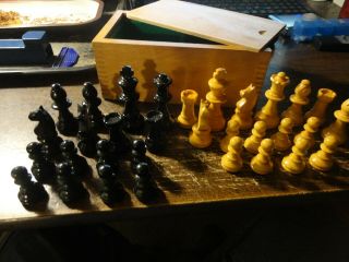 Vintage Staunton Chess Set W/box King=2 5/8 " Weighted And Felted Complete
