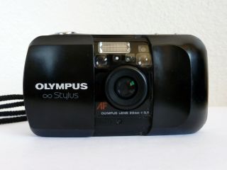 Olympus Infinity Stylus Af 35mm F/3.  5 Lens Point & Shoot Camera